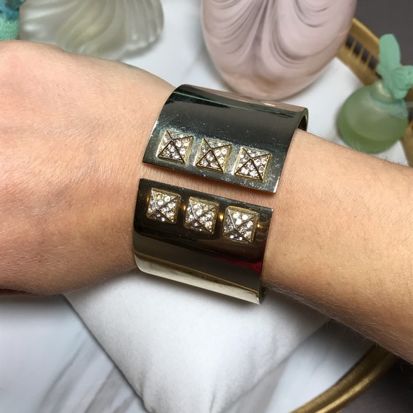 Victoria’s secret rhinestone spike wide cuff gold - Picture 8 of 8